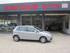 Volkswagen Polo - 1.4-16V Comfortline 5drs met trekhaak en cruise control apk 28-10-2025