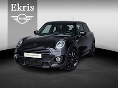 MINI Cooper - 5-deurs Aut. Dalston Edition + JCW pakket + Apple CarPlay + Stoelverwarming