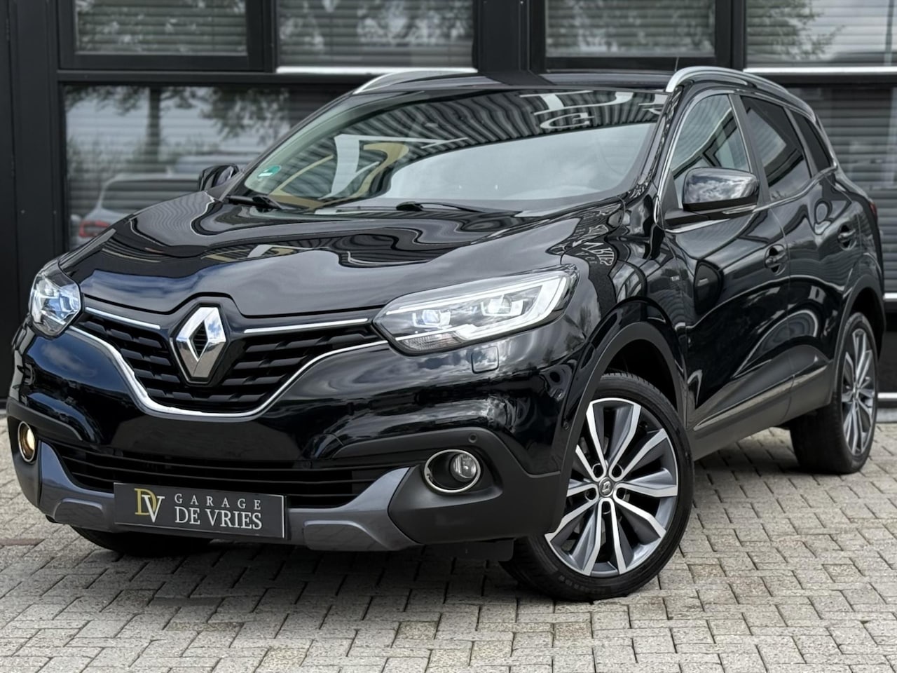 Renault Kadjar - 1.6 TCe 163pk Bose Leder 1800kg Trekgewicht Garantie - AutoWereld.nl
