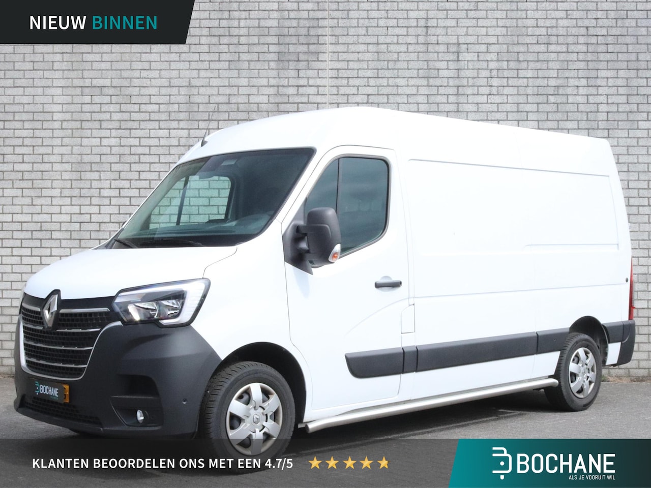 Renault Master - 2.3 dCi 135 T35 L2H2 Work Edition | Trekhaak | Betimmering | Sidebars | All-Season banden - AutoWereld.nl