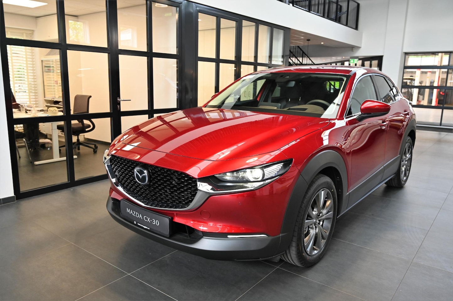 Mazda CX-30 - e-SkyActiv-X 186 6MT Luxury *Dealeronderhouden* *Verwacht* - AutoWereld.nl