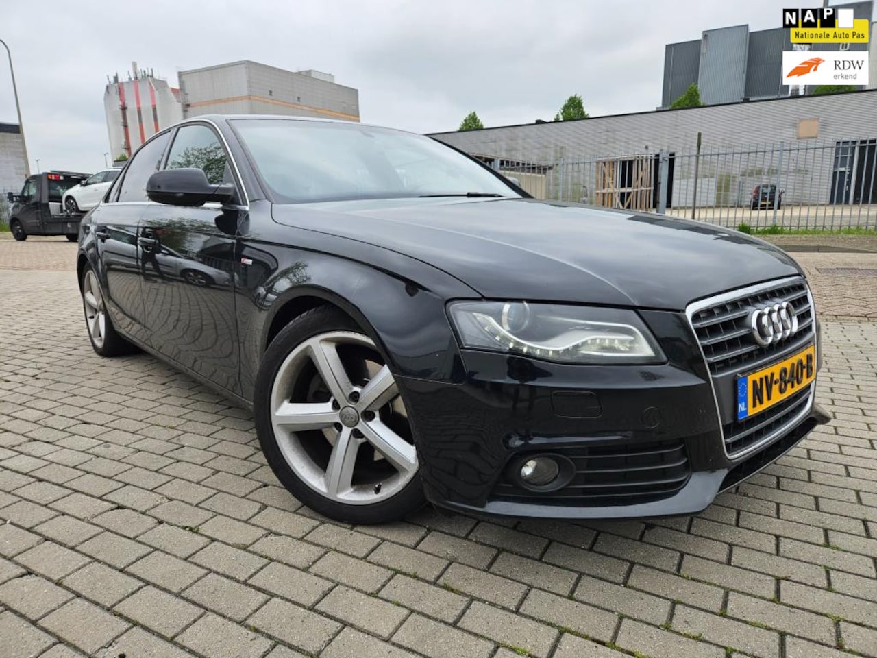 Audi A4 Limousine - 1.8 TFSI Pro S Line alcantara leer NAP - AutoWereld.nl