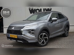 Mitsubishi Eclipse Cross - 2.4 PHEV Panoramadak | Elektr Bed Stoelen | PDC V+A | Adapt Cruise control
