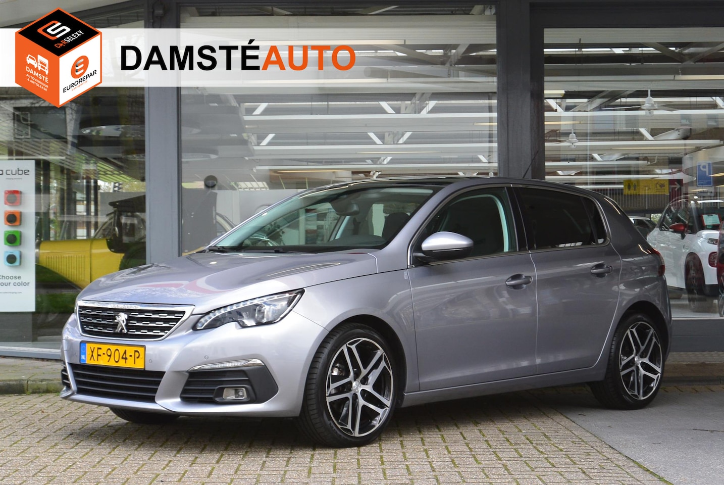 Peugeot 308 - 1.2 PureTech 130pk Premium │ 18 inch │ Panoramadak │ Keyless │ Parkeersensoren V+A+Camera - AutoWereld.nl