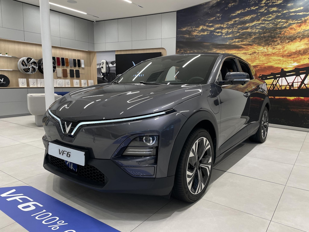 VinFast VF6 - Plus 59.6 kWh // 100% ELEKTRISCH// 7 JAAR GARANTIE - AutoWereld.nl
