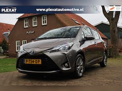 Toyota Yaris - 1.5 Hybrid Design Aut. | Facelift | Camera | Navigatie | Bruin Metallic | Led | Historie |