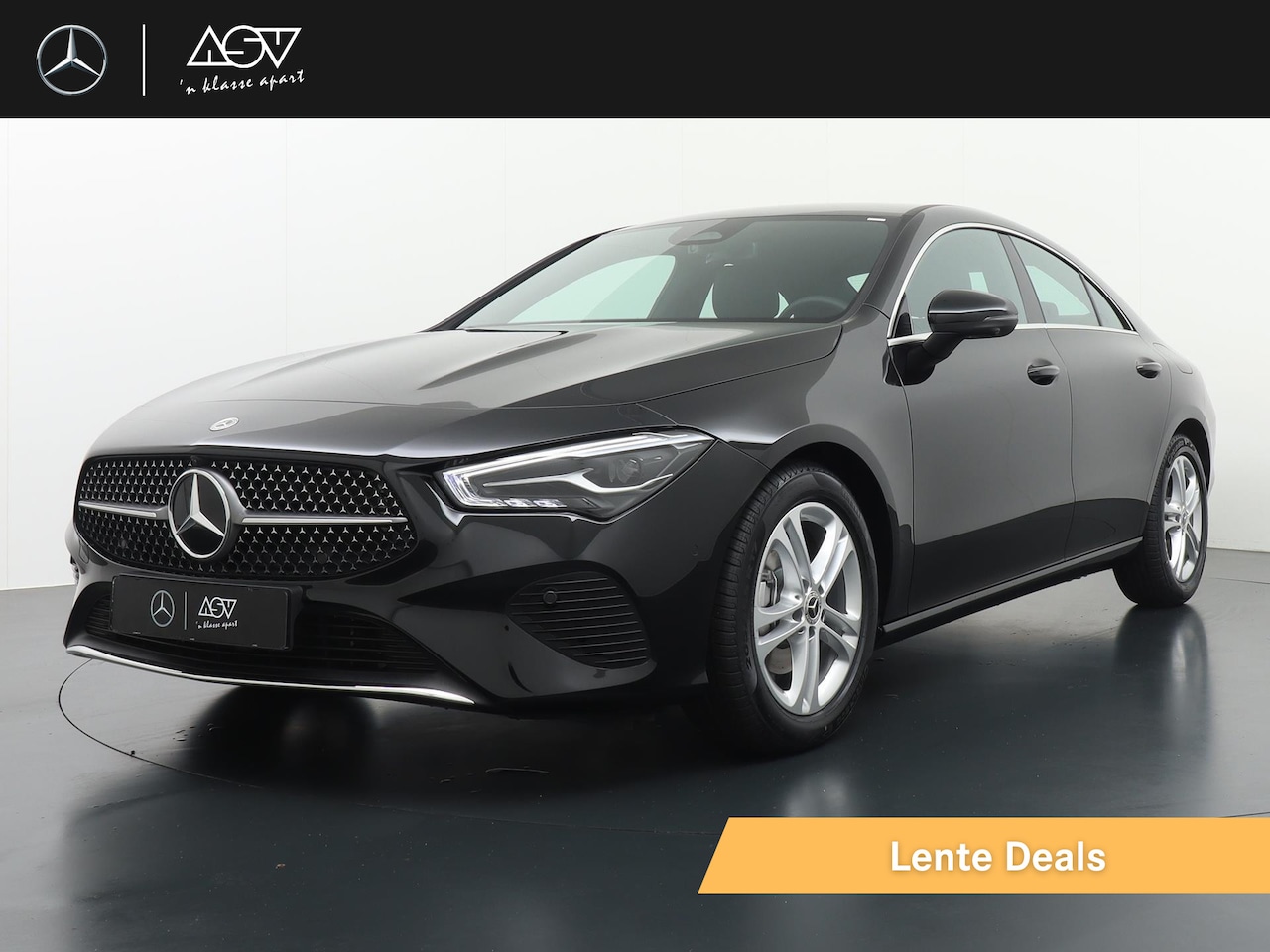 Mercedes-Benz CLA-Klasse - 180 Business Line | 360* Camera | Voorstoelen Verwarmd | Dodehoekassistent | Apple Carplay - AutoWereld.nl