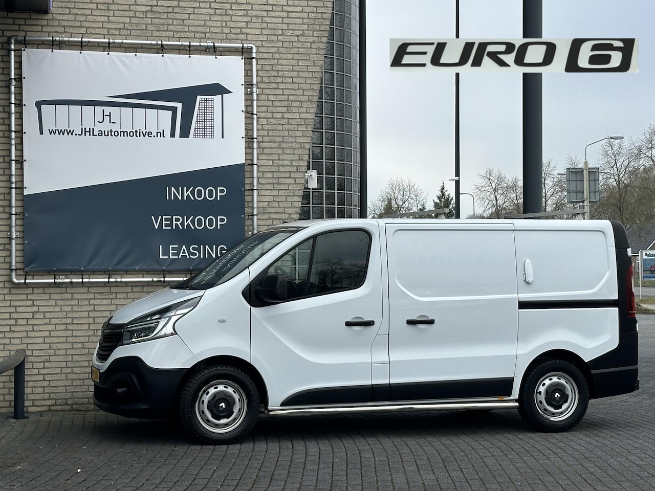 Renault Trafic - 1.6 dCi L1H1*INRICHTING*A/C*NAVI*CRUISE*TEL*3-ZITS - AutoWereld.nl