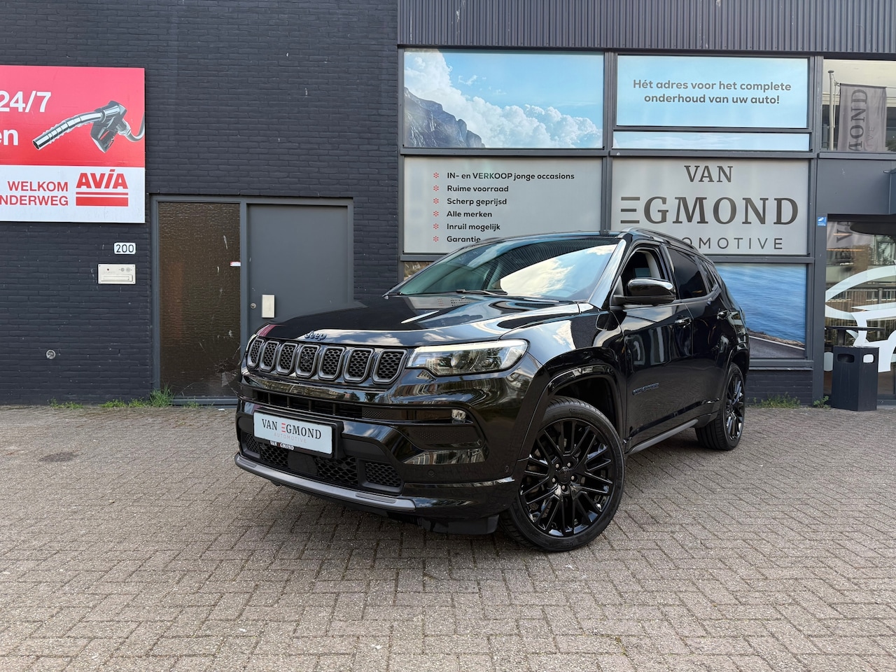 Jeep Compass - 4xe 240 Plug-in Hybrid Electric S Black Edition - AutoWereld.nl