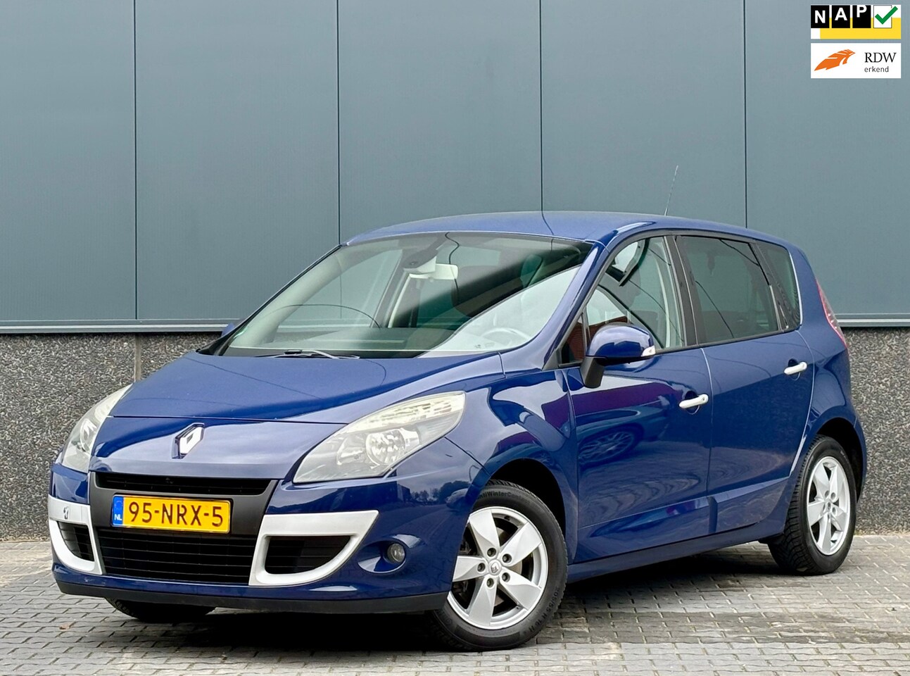 Renault Scénic - 1.6 Dynamique LPG-G3 - AutoWereld.nl