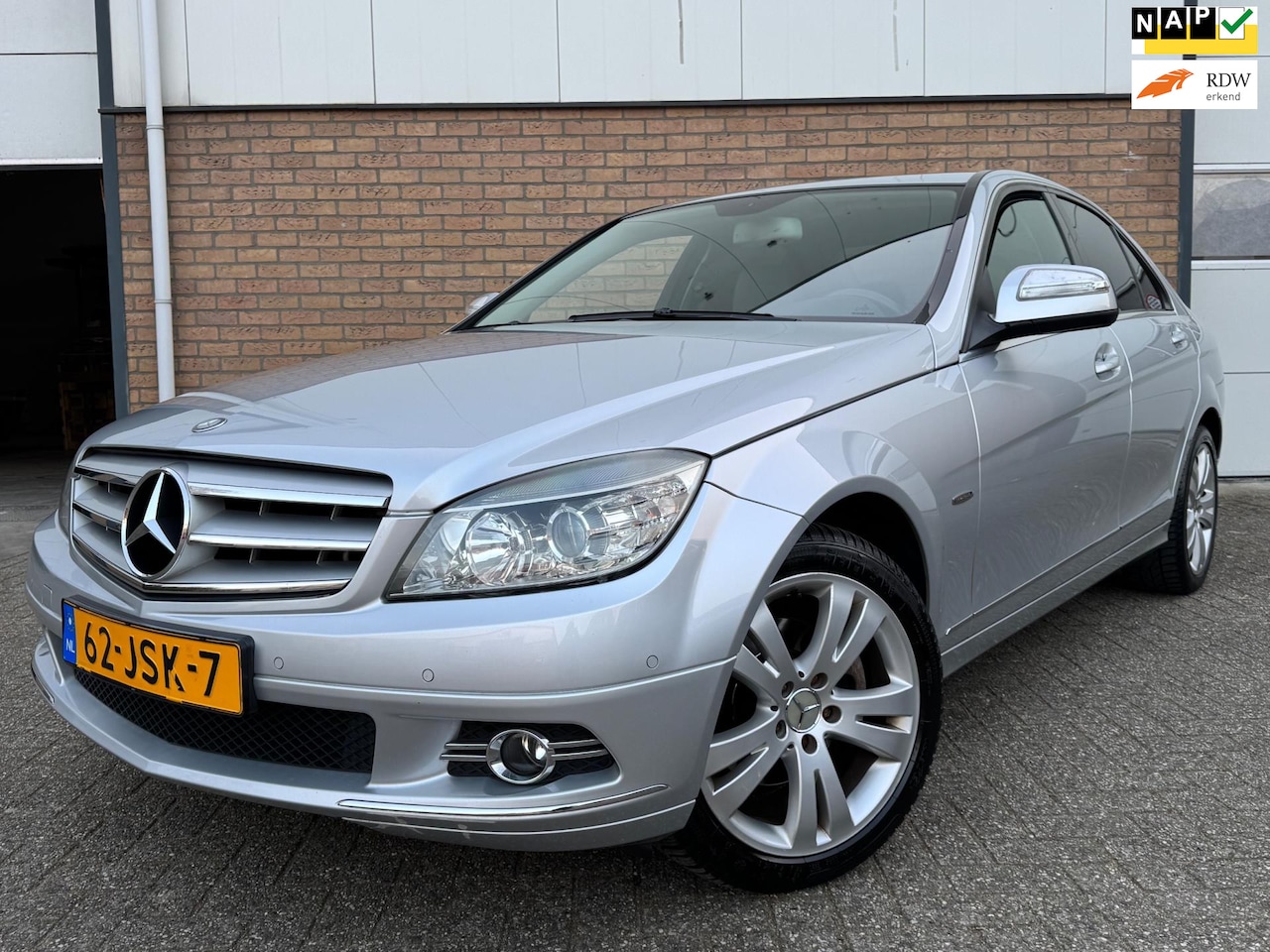 Mercedes-Benz C-klasse - 200 K NAVI/HALF LEDER/NETTE STAAT !!! - AutoWereld.nl