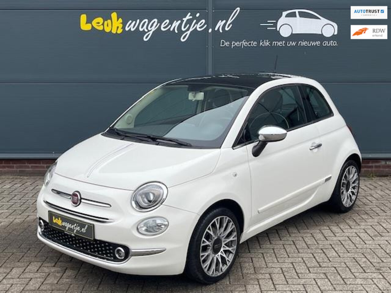 Fiat 500 - 1.2 Lounge *navi *climate *chroompack *topstaat - AutoWereld.nl