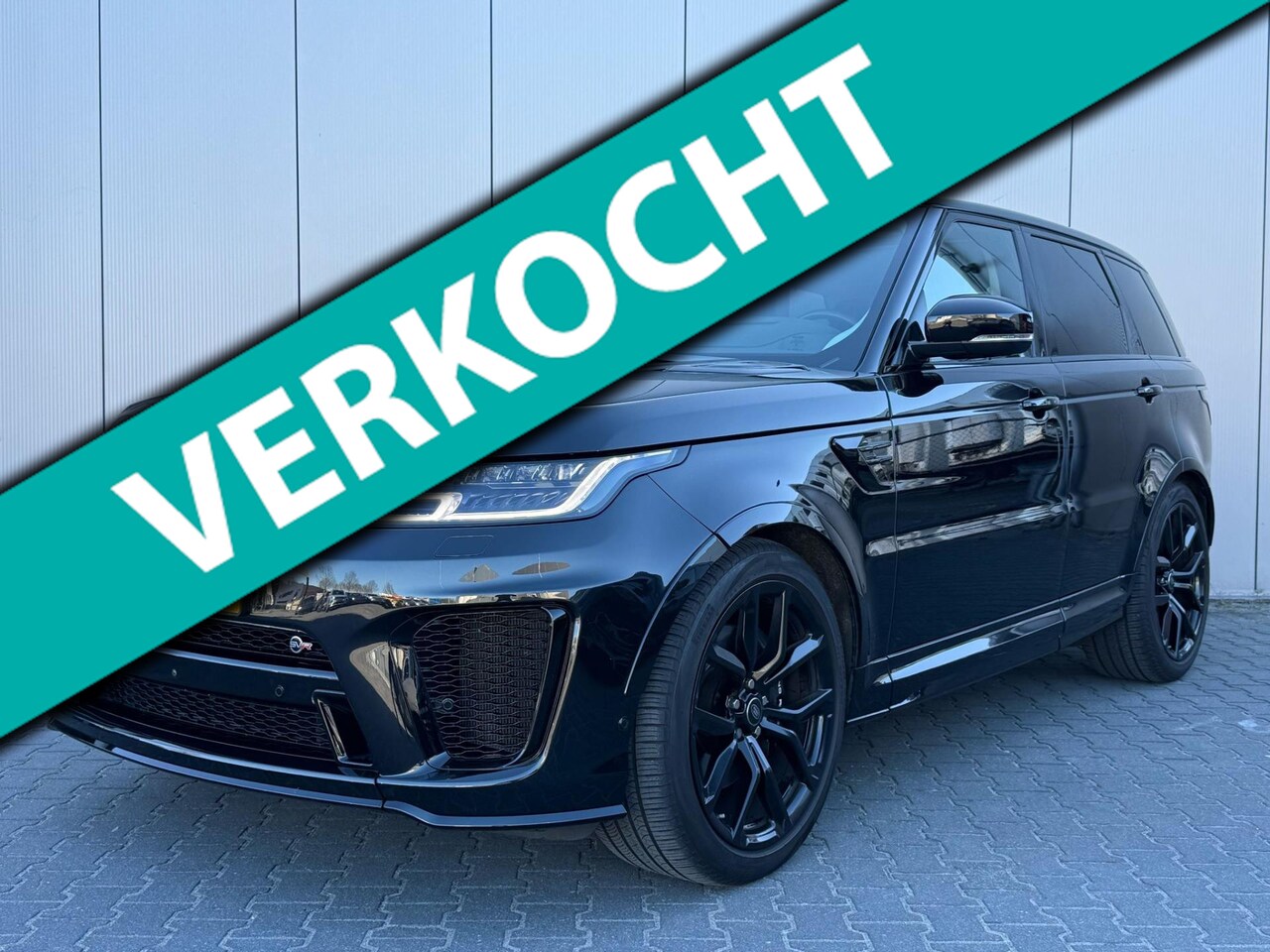 Land Rover Range Rover Sport - P575 SVR / Origineel NL / Dealer onderhouden / Pano / Geventileerde stoelen - AutoWereld.nl