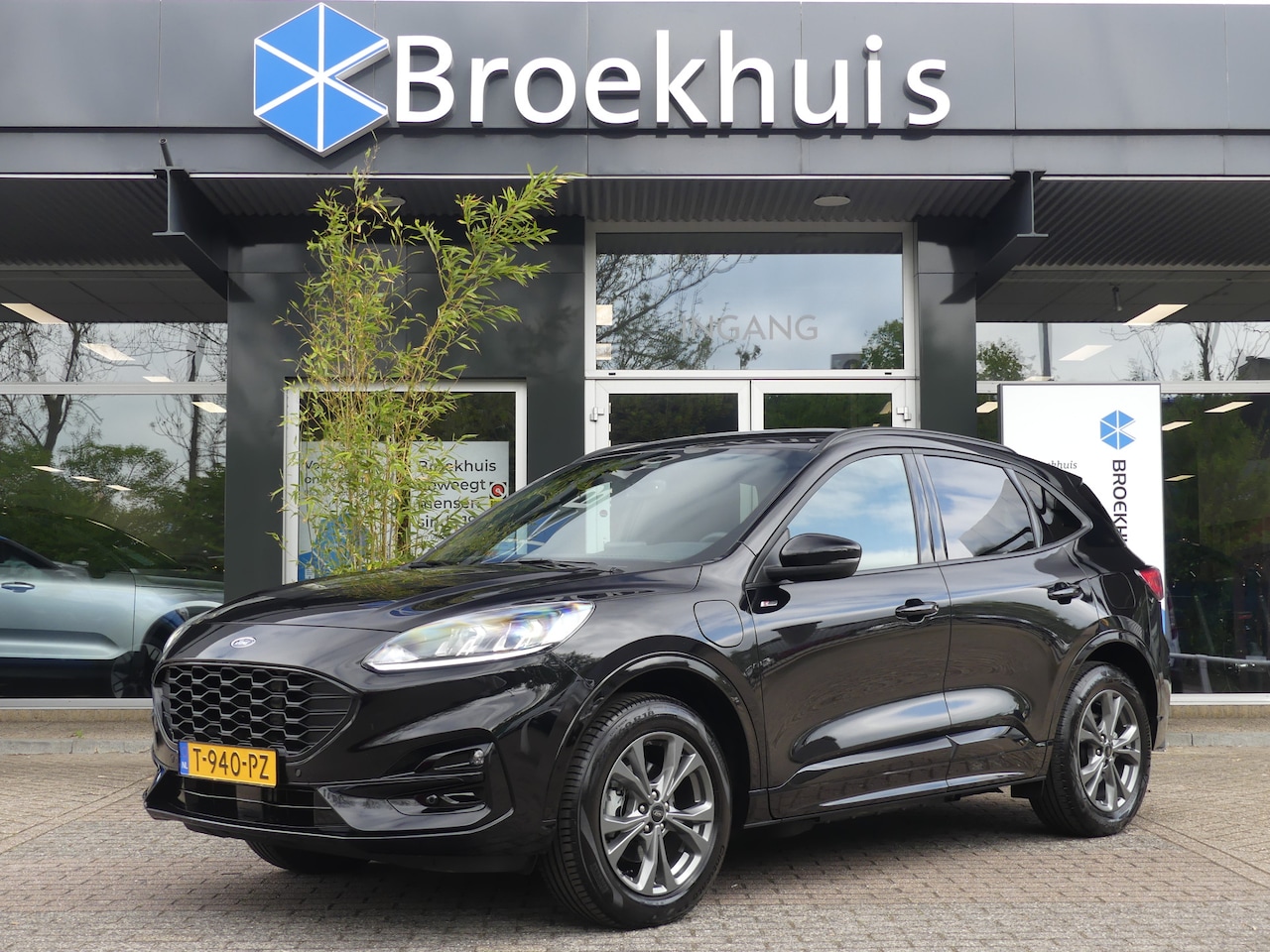 Ford Kuga - 2.5 PHEV 225PK ST-Line | TREKHAAK | NAVI | PARKEERSENSOREN | CAMERA | 18'' LMV | - AutoWereld.nl