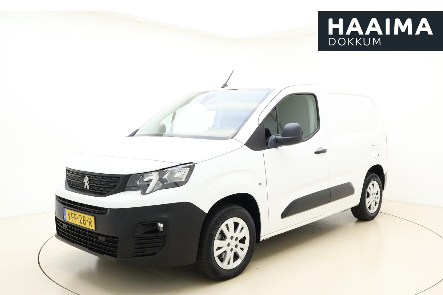 Peugeot Partner - 1.6 BlueHDI Asphalt | Apple Carplay | Navigatie | Cruise control | Bluetooth | Achteruitri - AutoWereld.nl