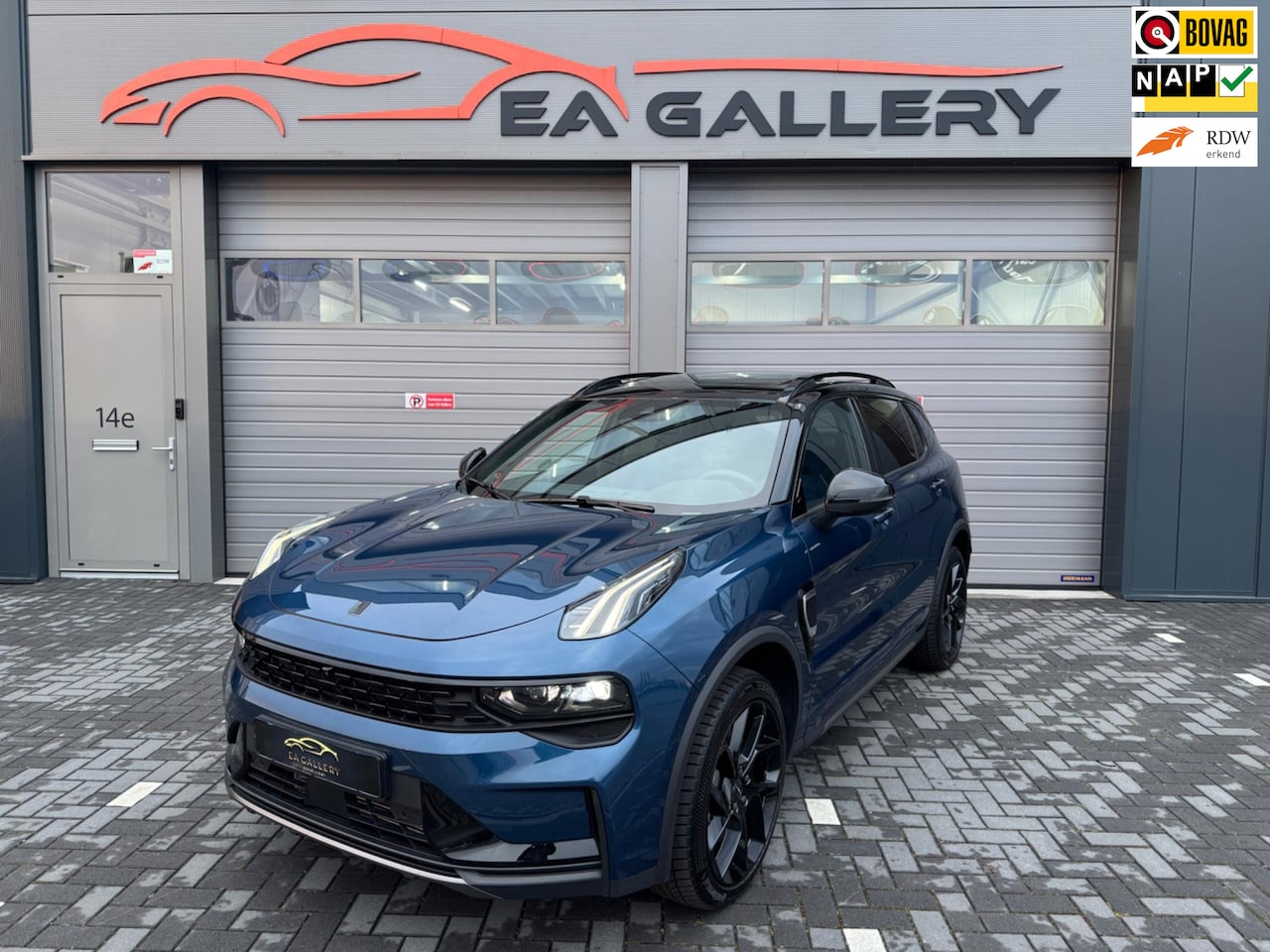 Lynk & Co 01 - 1.5 Bomvol Blue Black 261PK 360°Camera - AutoWereld.nl