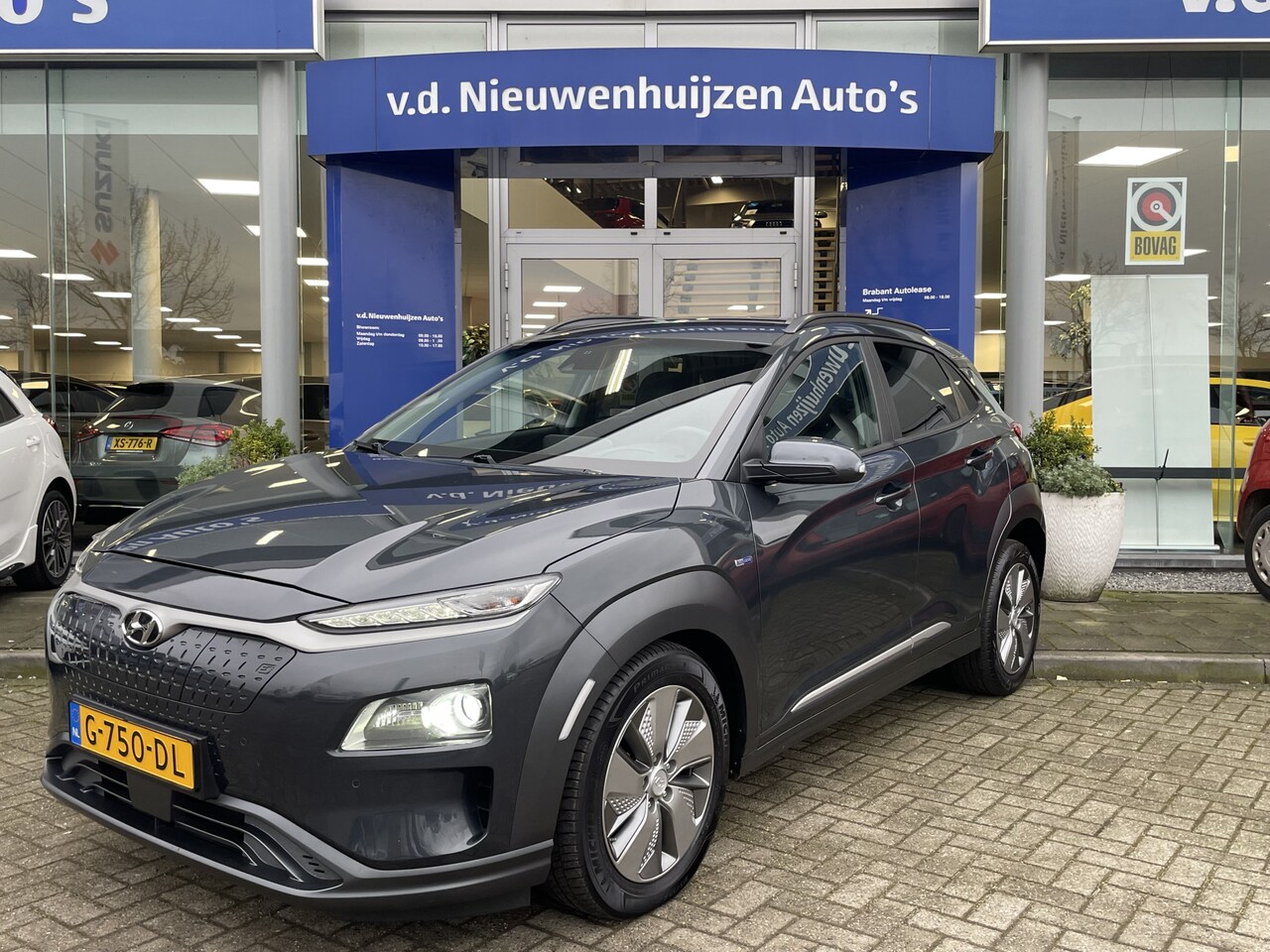 Hyundai Kona Electric - EV Premium 64 kWh | Leder | Stoel verwarming | Camera | € 2000,- Inruilpremie ! | - AutoWereld.nl
