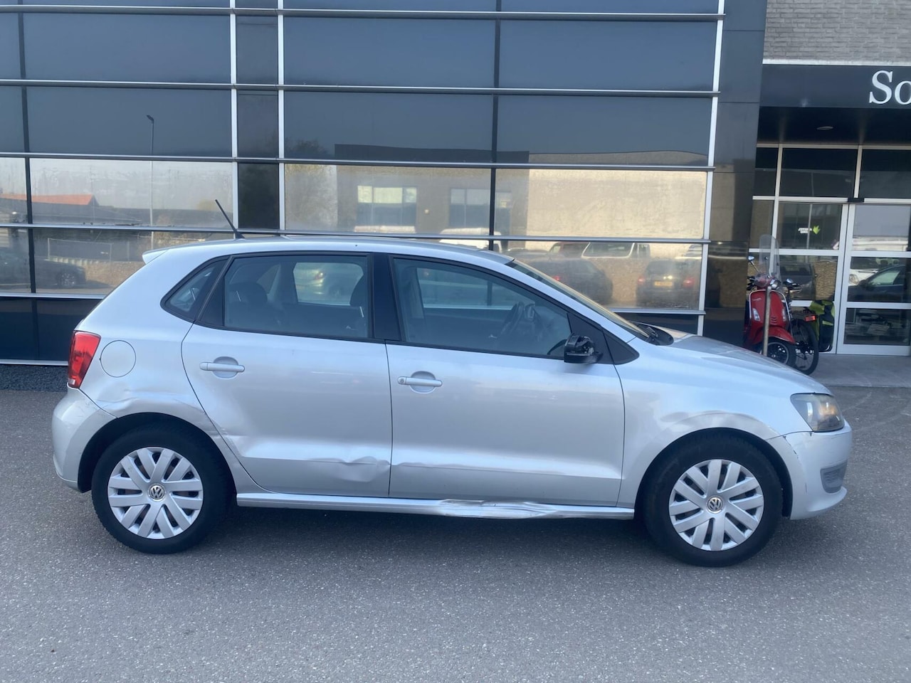 Volkswagen Polo - 1.2-12V Comfortline Airco Bluetooth scherm - AutoWereld.nl