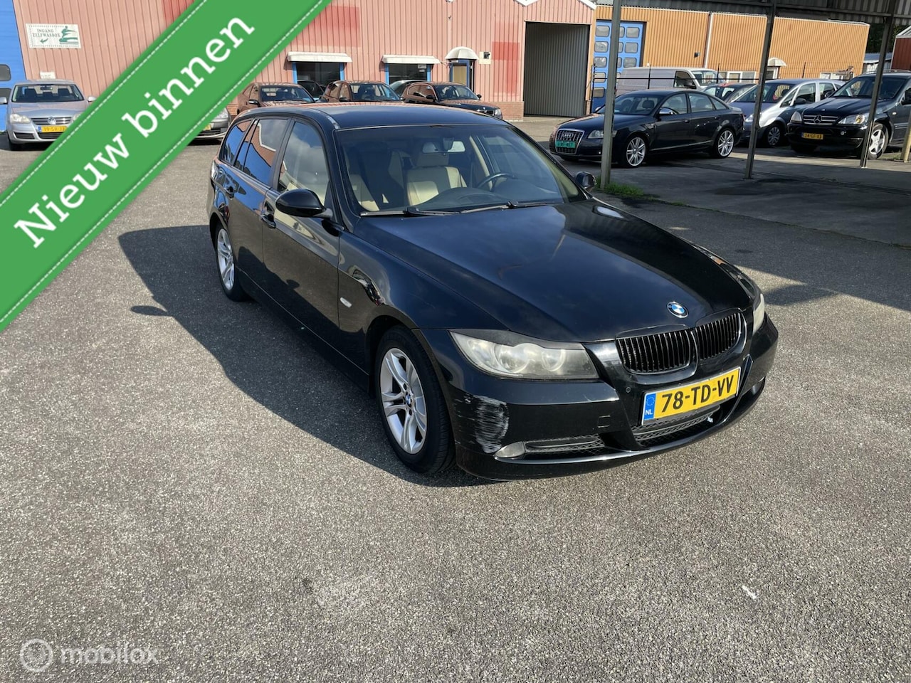 BMW 3-serie Touring - 318i Business Line 318i Business Line - AutoWereld.nl