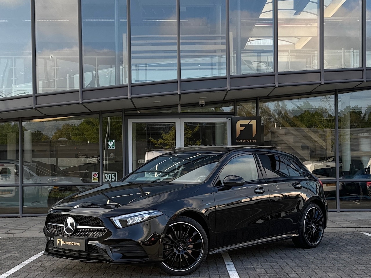 Mercedes-Benz A-klasse - 250 e AMG|Pano|Memory|Key|Burmest|BTW - AutoWereld.nl