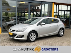 Opel Astra - 1.4 Turbo Blitz - navi - sensoren