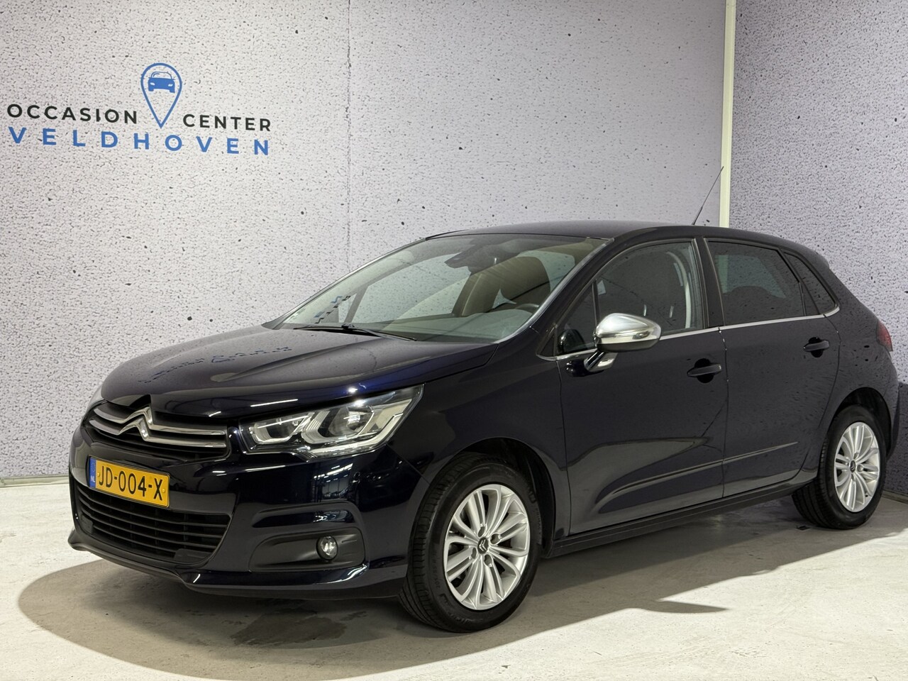 Citroën C4 - 1.2 PureTech Feel Collection // NAVI // CRUISE // L.M. VELGEN - AutoWereld.nl