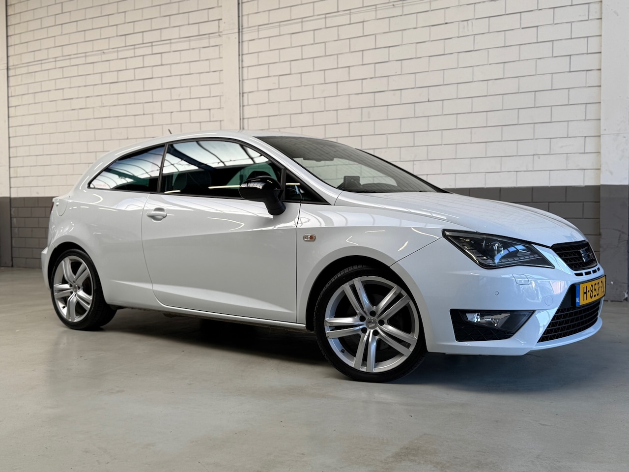 Seat Ibiza SC - 1.4 TSI Cupra 1.4 TSI Cupra - AutoWereld.nl