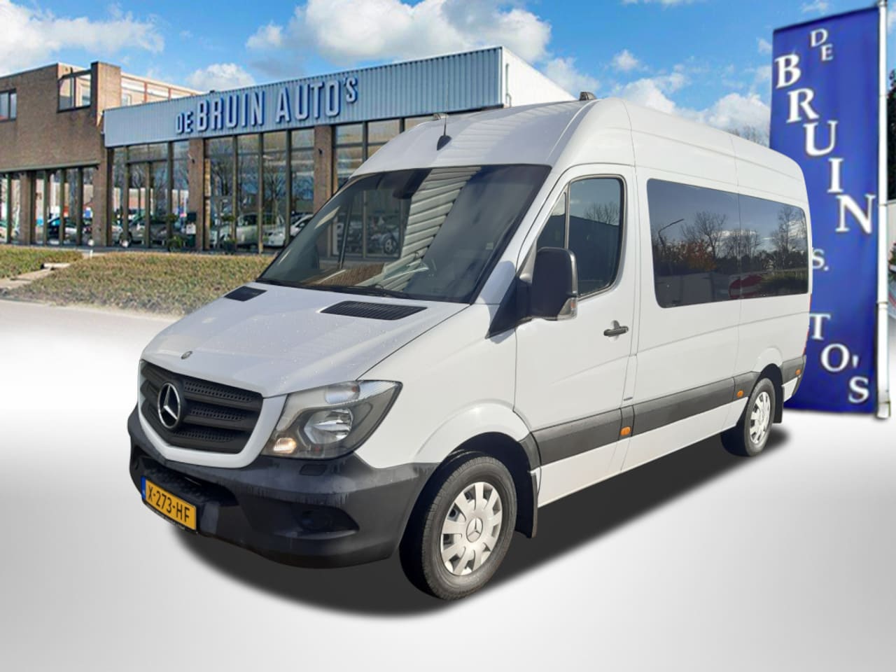 Mercedes-Benz Sprinter - 316 Personen / Rolstoelvervoer Rolstoelbus Rolstoellift CNG - BENZINE - Navigatie Airco Cr - AutoWereld.nl