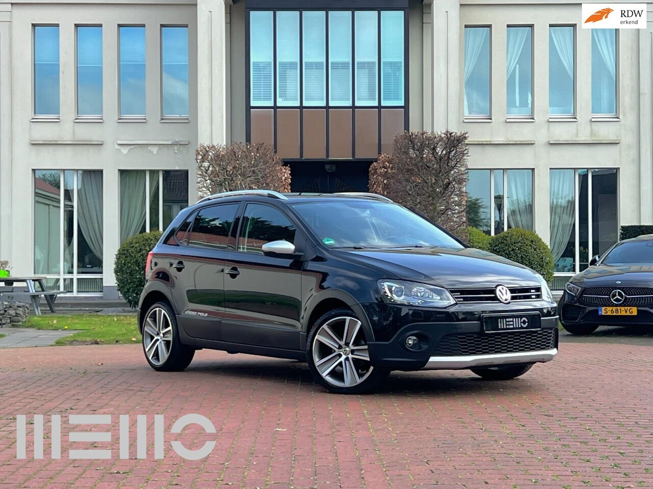 Volkswagen Polo - 1.2 TSI Cross - stoelverwarming - dakdragers - clima - xenon - AutoWereld.nl