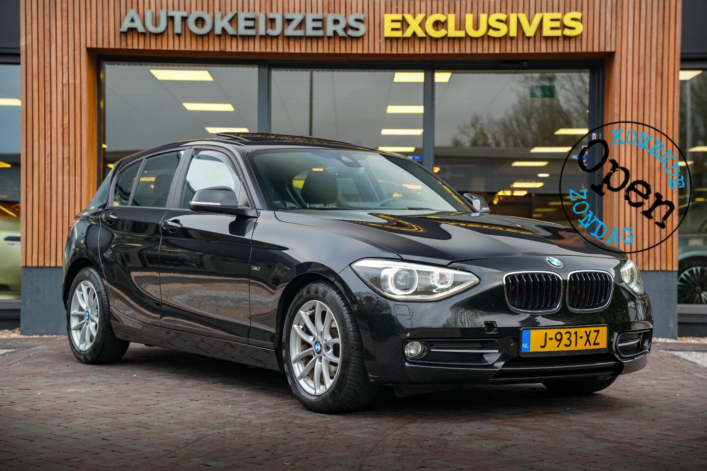 BMW 1-serie - 116i Business+ Sportstoelen PDC LED Xenon Stoelverw. Navi - AutoWereld.nl