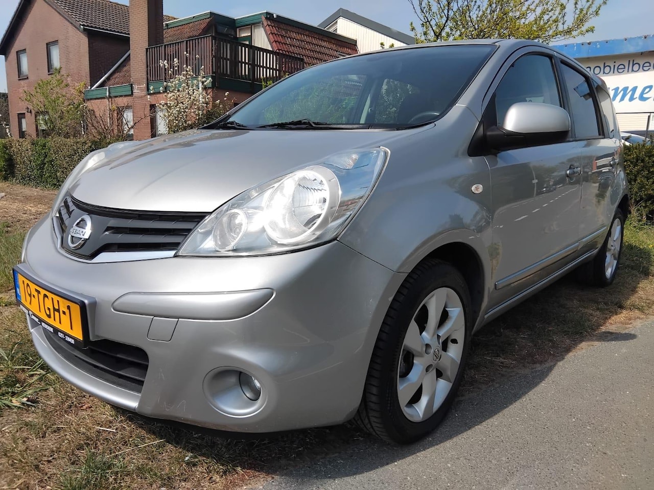 Nissan Note - 1.6 Life + Automaat, Sportvelgen, Airco - AutoWereld.nl