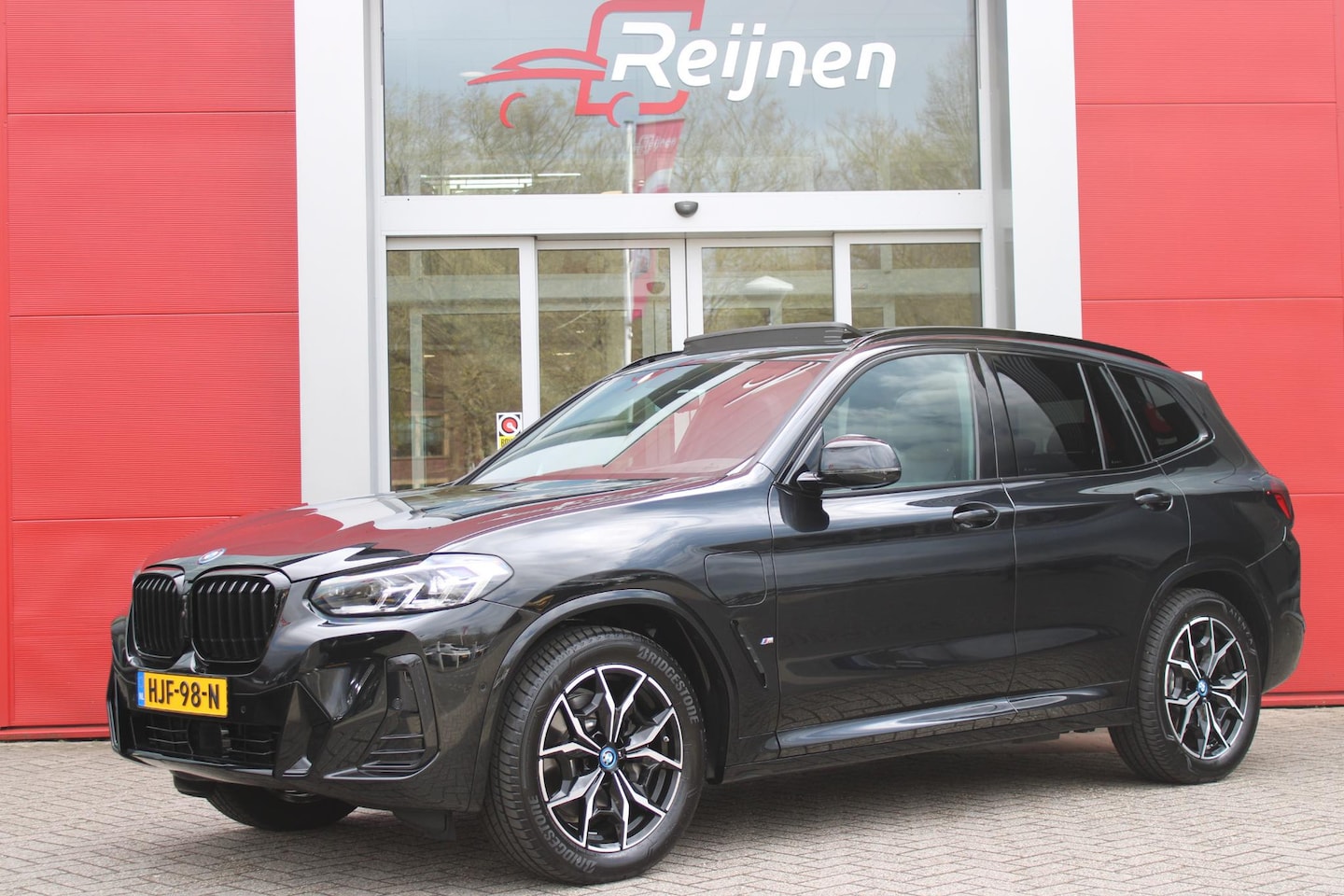 BMW X3 - xDrive30e 293PK HIGH EXECUTIVE M-SPORT | PANORAMISCH SCHUIF/KANTEL DAK | ELEKTRISCH WEGKLA - AutoWereld.nl