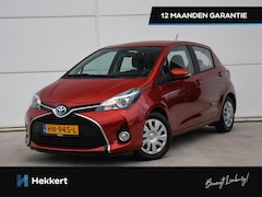 Toyota Yaris - Aspiration 1.5 Hybrid 100pk ACHTERUITRIJCAMERA | KEYLESS | NAVI | CRUISE.C | CLIMA | 12 MD