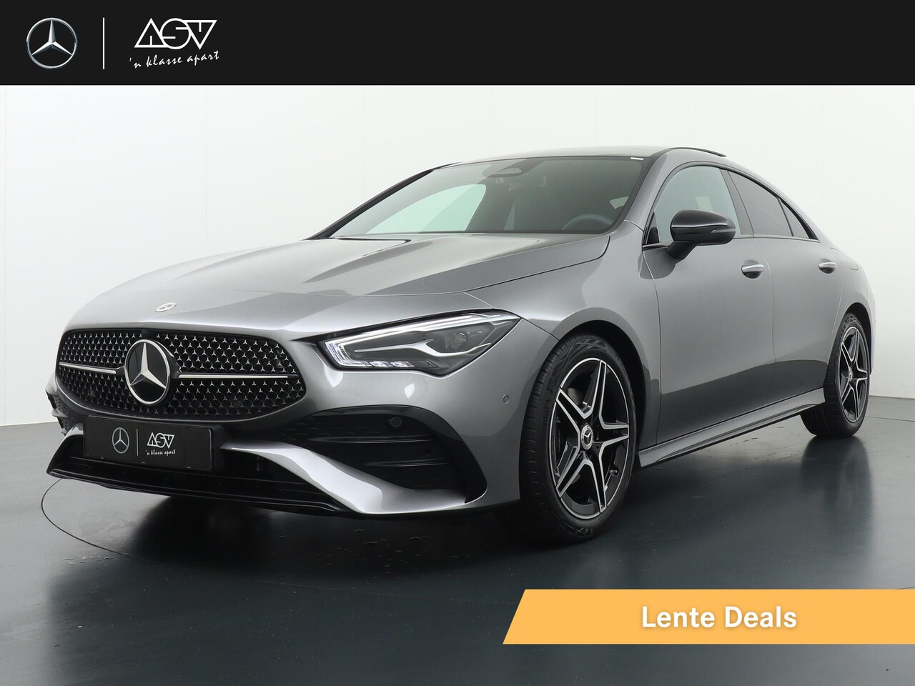 Mercedes-Benz CLA-Klasse - 180 Star Edition AMG Line | Panorama - Schuifdak | Nightpakket | Sfeerverlichting | Voorst - AutoWereld.nl
