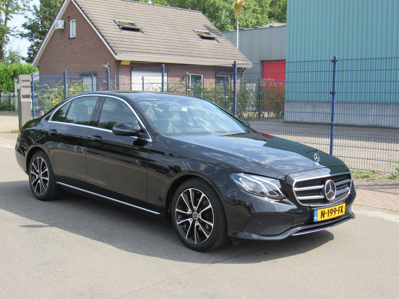 Mercedes-Benz E-klasse - 200 d Premium Plus --incl. BTW -- - AutoWereld.nl
