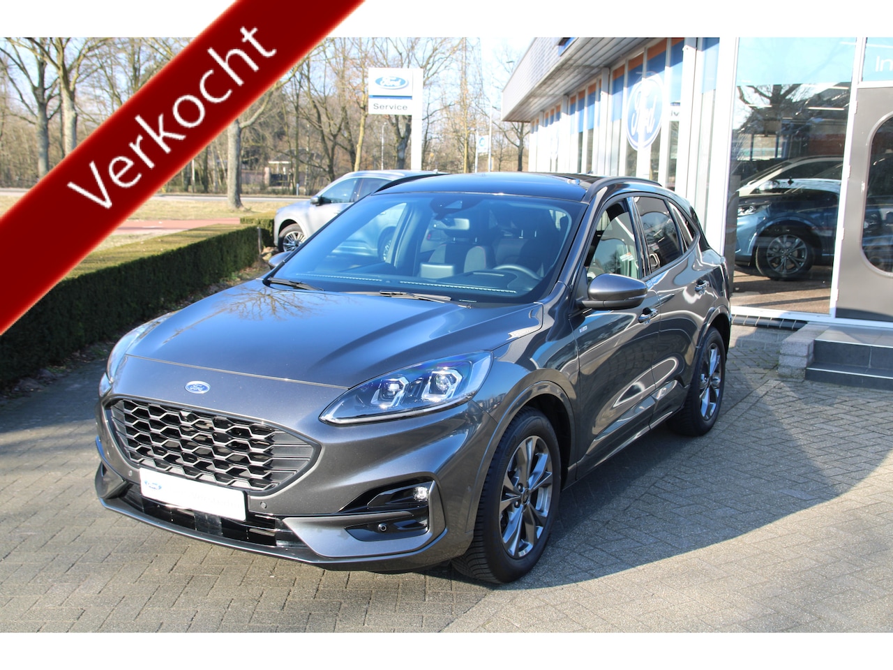 Ford Kuga - 1.5 EcoBoost 150 PK ST-Line X Trekgewicht 1800 KG ELEKTRISCH PANORAMADAK | WINTER PACK | T - AutoWereld.nl