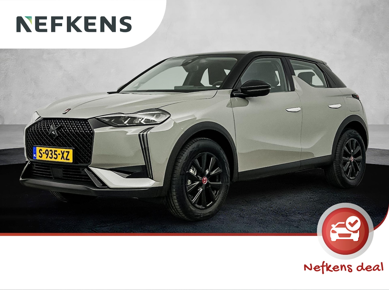 DS 3 - 1.2 100pk Performance Line | Navigatie | Achteruitrijcamera | 17" Lichtmetalen Velgen - AutoWereld.nl