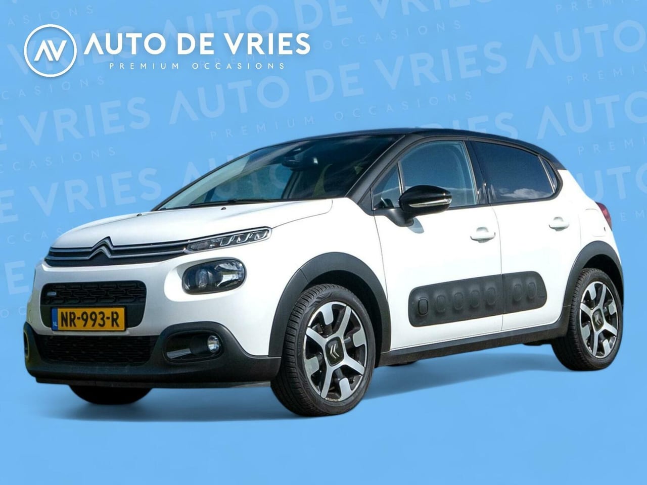 Citroën C3 - 1.2 PureTech 110pk Shine | Navigatie | Achteruitrijcamera | 17 inch LMV - AutoWereld.nl