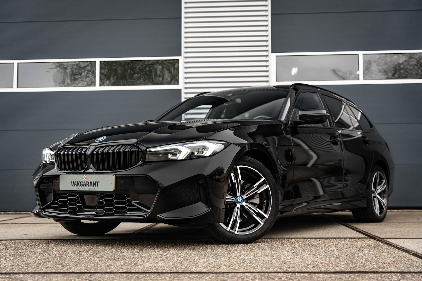 BMW 3-serie Touring - 320e M Sport |Pano dak |Trekhaak |Leder |Adapt. Cruis Control - AutoWereld.nl
