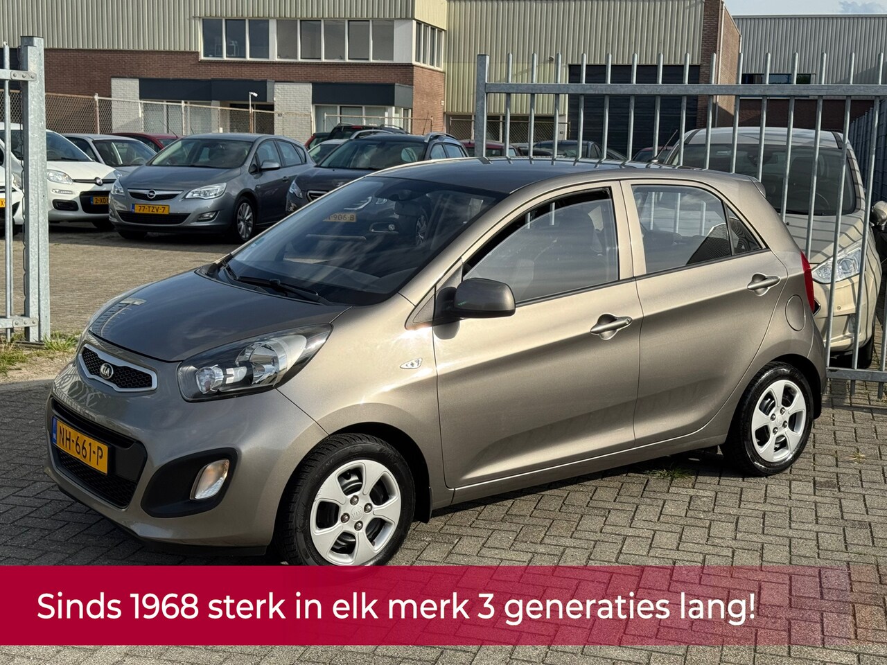Kia Picanto - 1.0 CVVT 5 deurs! Airco l Elek pakket l Centraal! NIEUWE APK, Perfect onderhouden l TOPSTA - AutoWereld.nl
