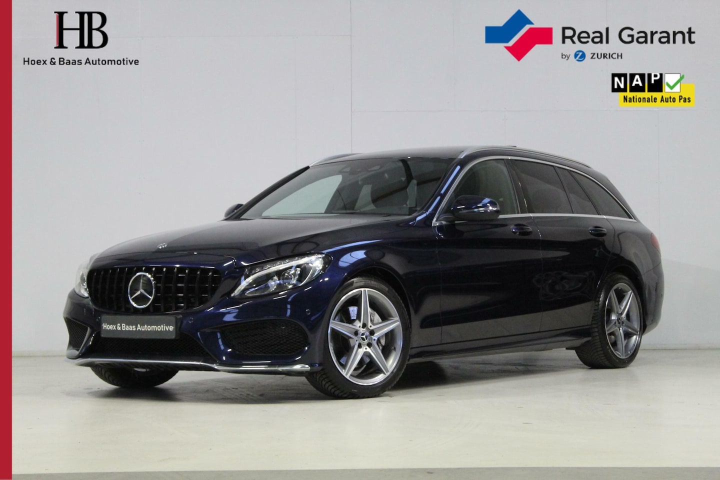 Mercedes-Benz C-klasse Estate - 180 AMG/Pano/Trekh/Distronic/Camera - AutoWereld.nl