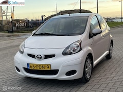 Toyota Aygo - 1.0-12V Comfort Navigato Airco Navi Koppeling VV