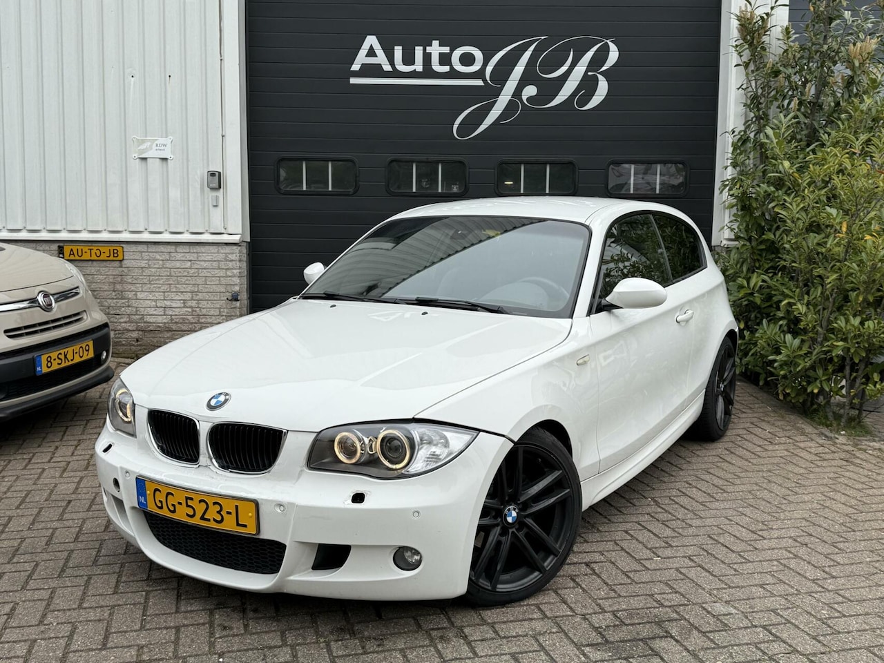 BMW 1-serie - 116i M-SPORT | CRUISE | XENON | SCHADE!! - AutoWereld.nl