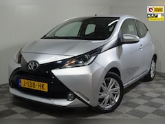 Toyota Aygo - 1.0 VVT-i x-clusiv / Navi / Camera / LM