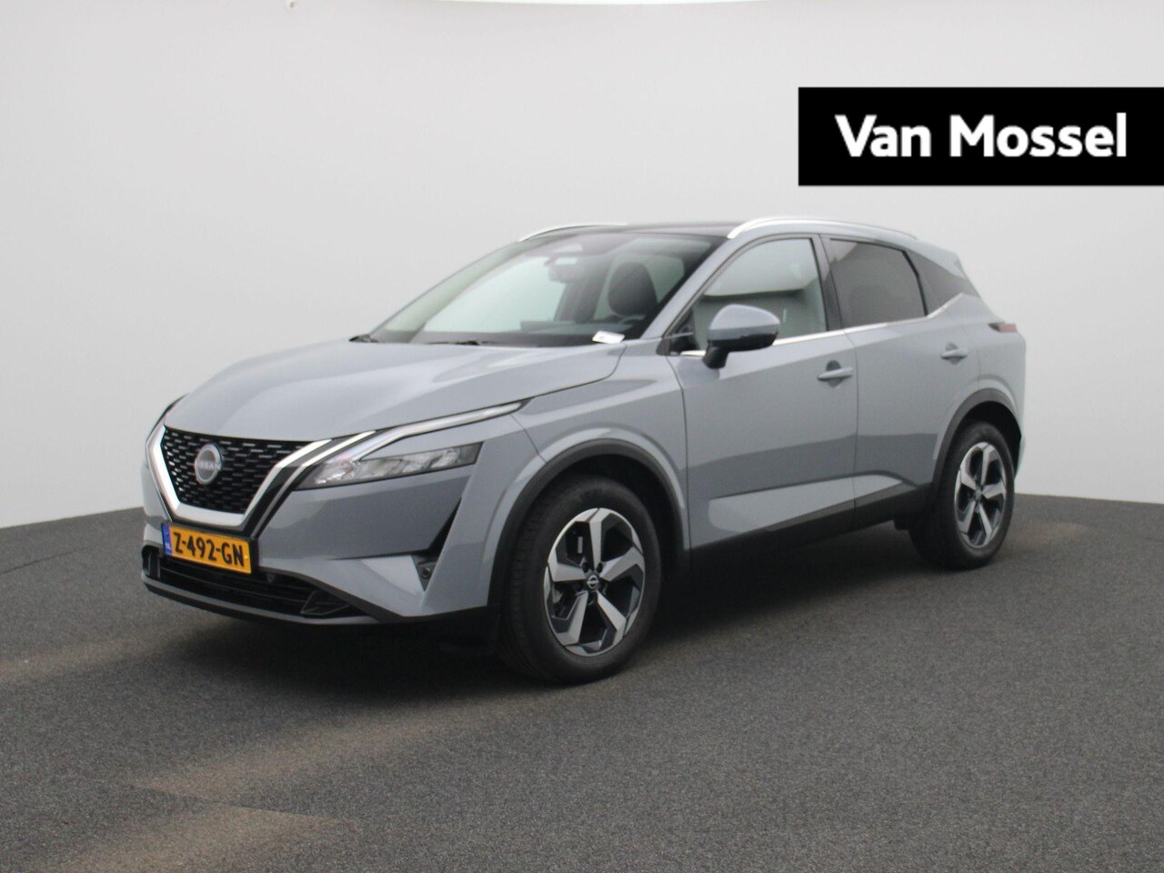 Nissan Qashqai - 1.3 MHEV Xtronic N-Connecta | Apple Carplay & Android Auto | 360 Camera | Parkeersensoren - AutoWereld.nl