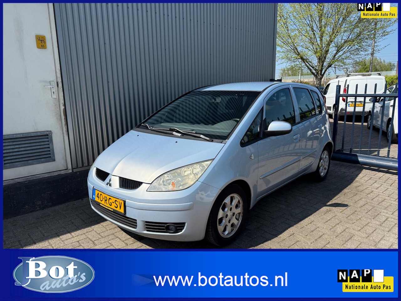 Mitsubishi Colt - 1.3 Inform Cool Pack Plus 1.3 Inform Cool Pack Plus - AutoWereld.nl