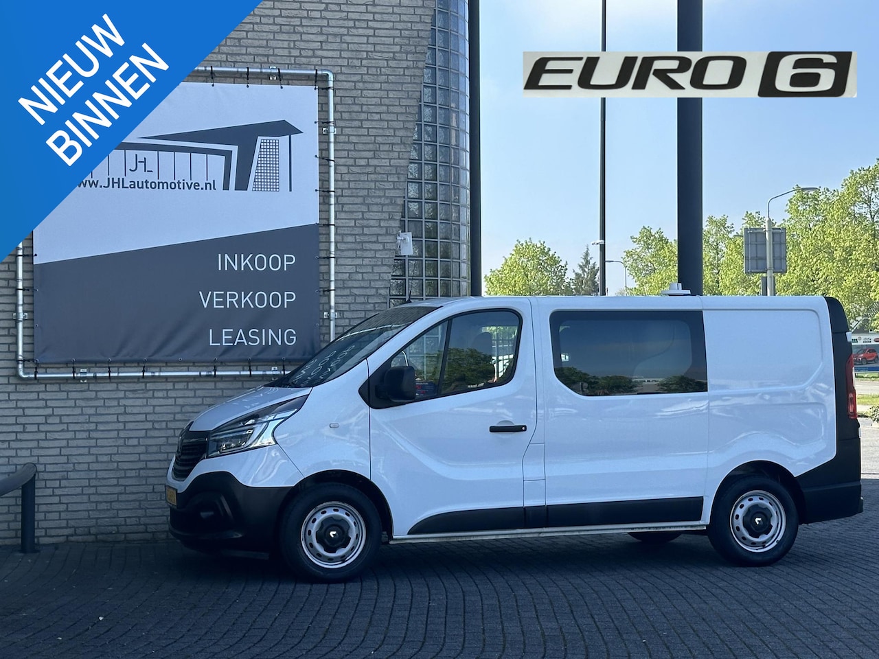 Renault Trafic - 1.6 dCi 95 T27 L1H1 Comfort*DC*NAVI*A/C*CRUISE*LED - AutoWereld.nl