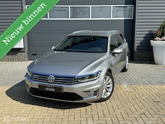 Volkswagen Passat Variant - 1.4 TSI GTE Highline, Trekhaak, digitaal instrument, half leder, Apk 11-2025