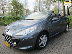 Peugeot 307 CC - 2.0-16V Cabrio