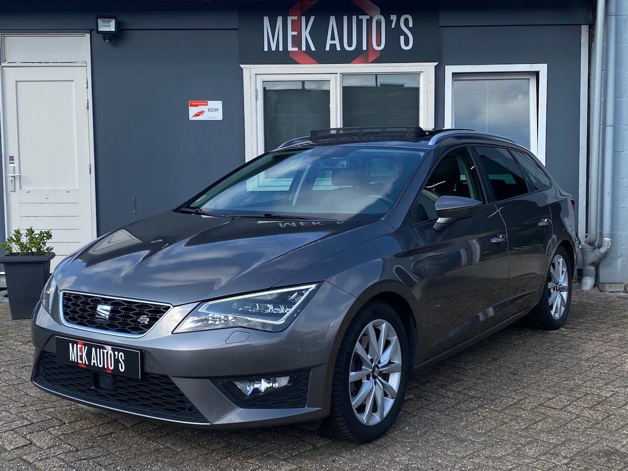 Seat Leon ST - 1.8 TSI FR|Dealer Onderhouden|Seat Sound|Stoelvw| - AutoWereld.nl